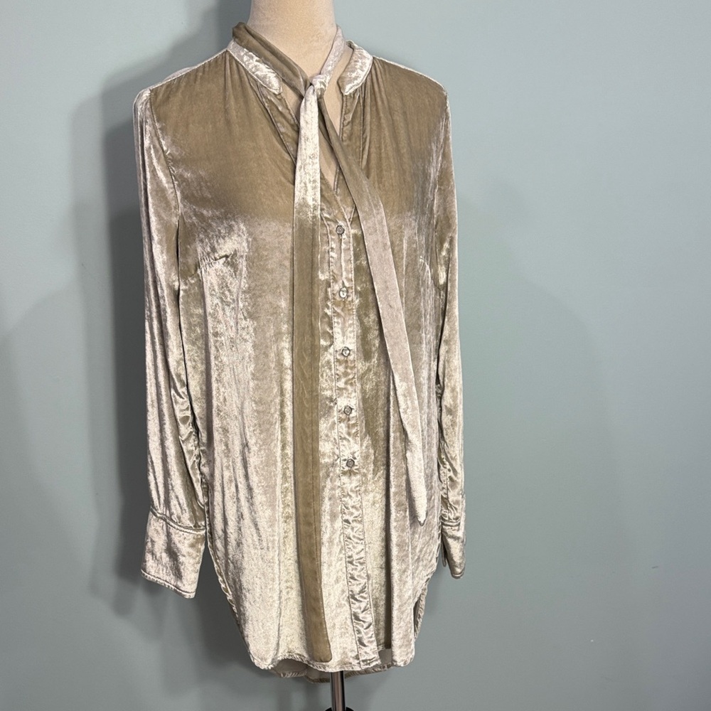 Anthropologie Maeve crushed Velvet tunic Blouse with tie Size M - Picture 3 of 9